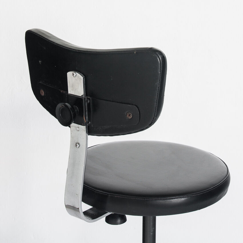 Vintage swivel workshop chair in skai and iron, Spain 1960