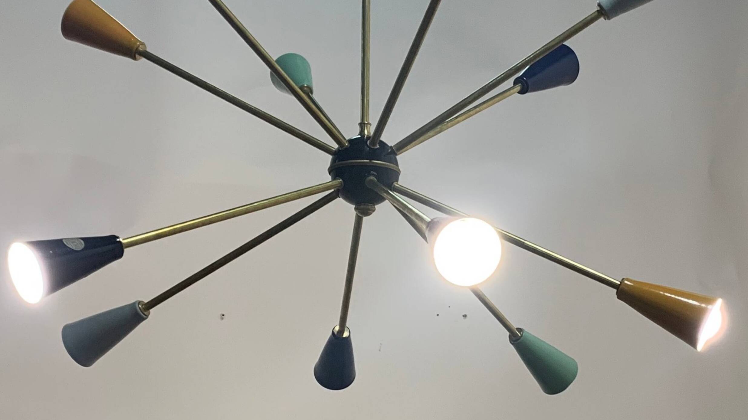 Lustre à 12 branches Sputnik Stilnovo des années 1950