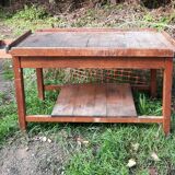 Trade table in chene