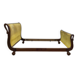 Lit Empire en acajou début XIXème à cols de cygnes et pieds griffes