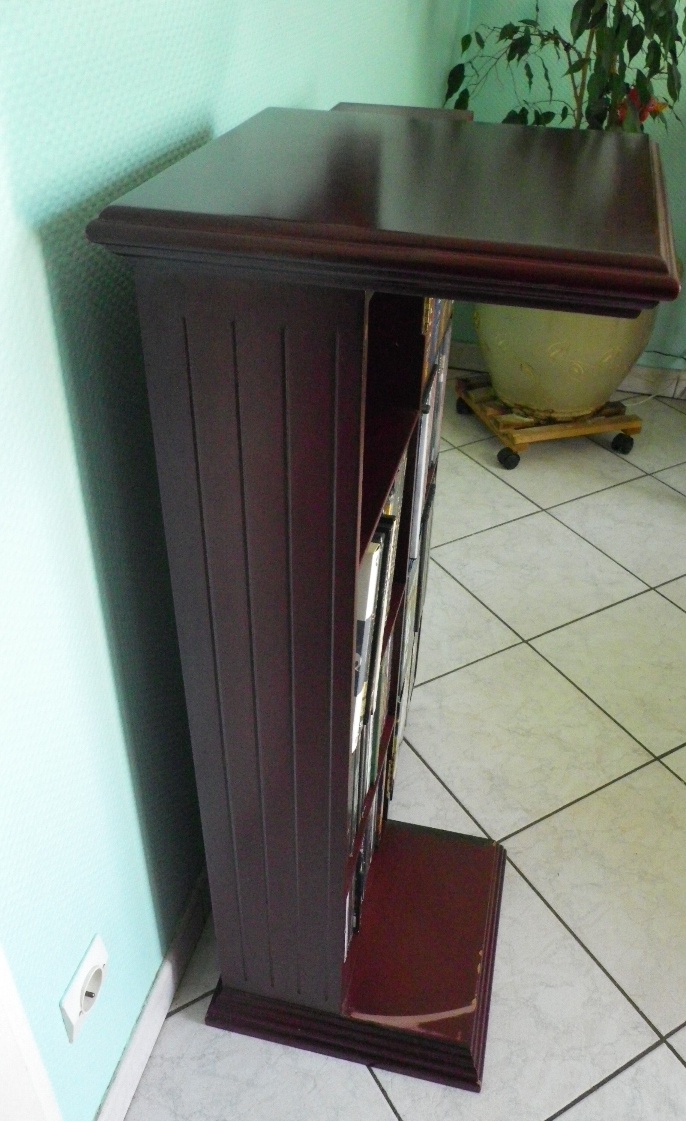 Wooden extra cabinet (selette), 2 interior storage spaces with 6 modular shelves