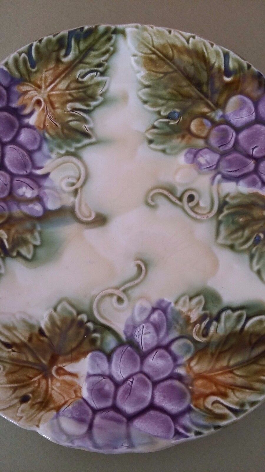 Plate slurry bunches of grapes Onnaing late nineteenth century