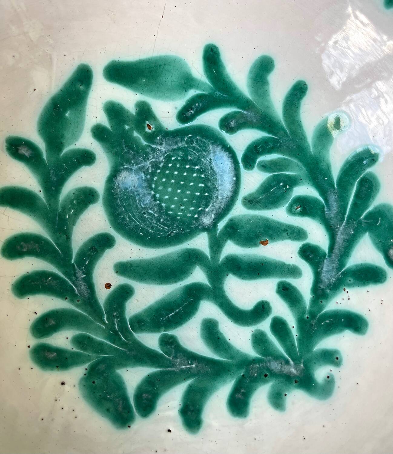 Lebrillo salad bowl from Fajalauza.