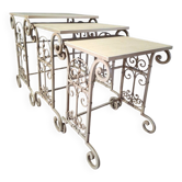 Tables gigognes en fer patine