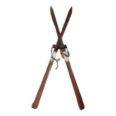Paire de skis anciens en bois 208cm
