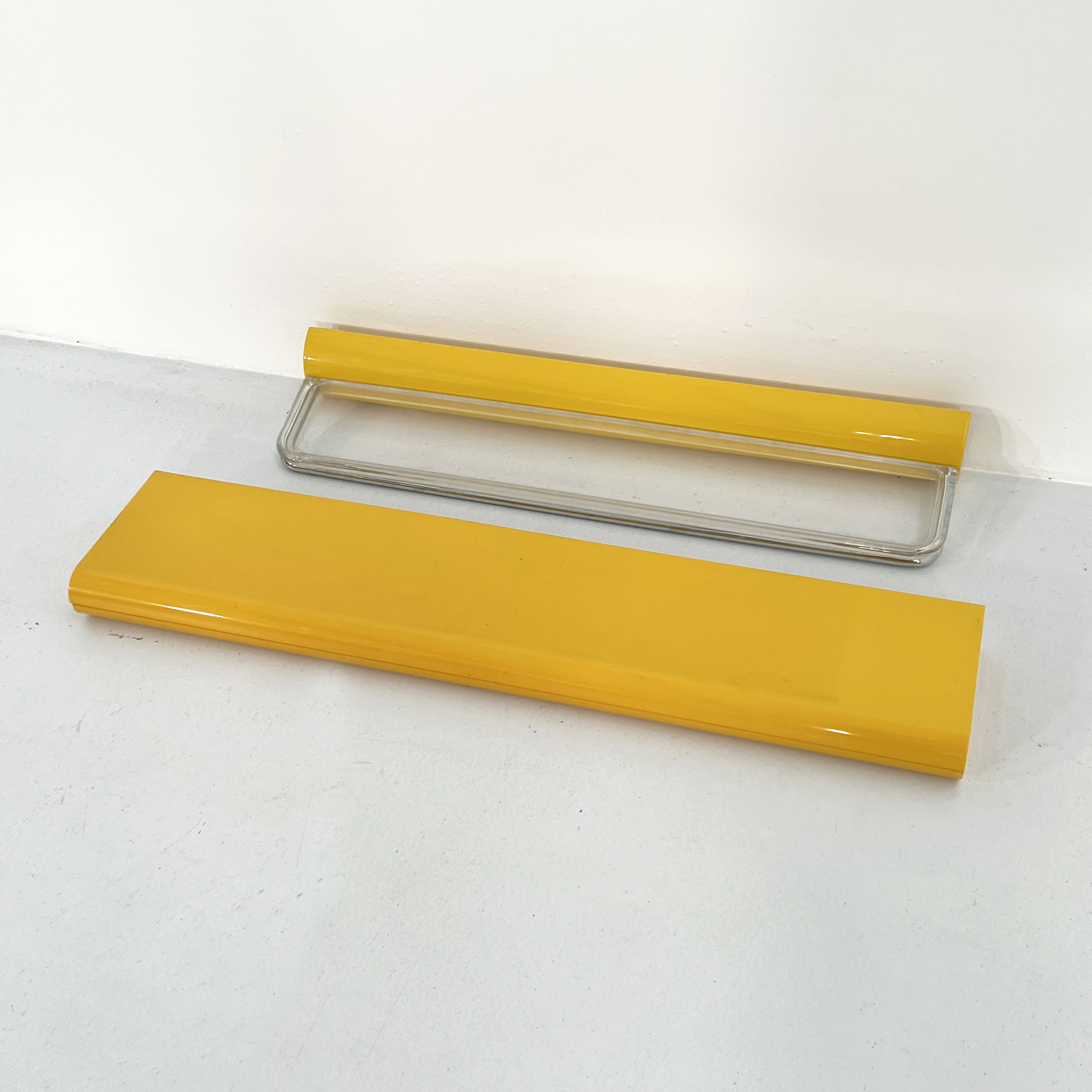 Pair of yellow wall shelves by Gedy, 1970s
