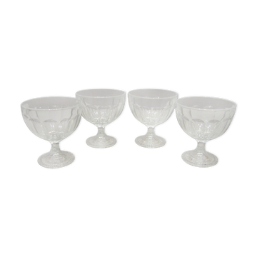 Lot of 4 art deco glasses cups