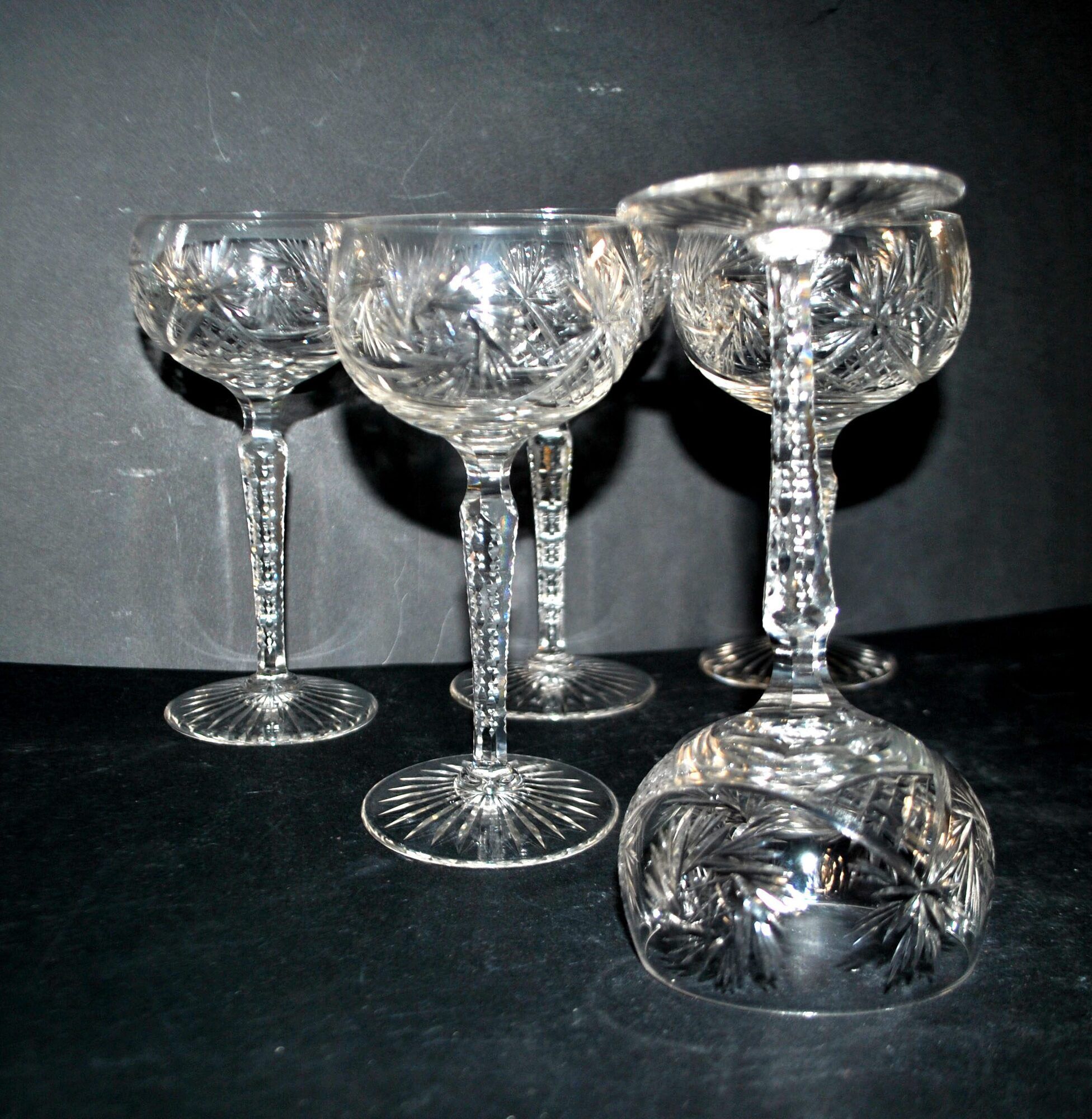SAINT-LOUIS Balloon Wine Glass ROEMER in cut crystal star 1930 H15.3cm