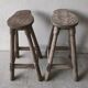 Paire de tabourets hauts rustiques