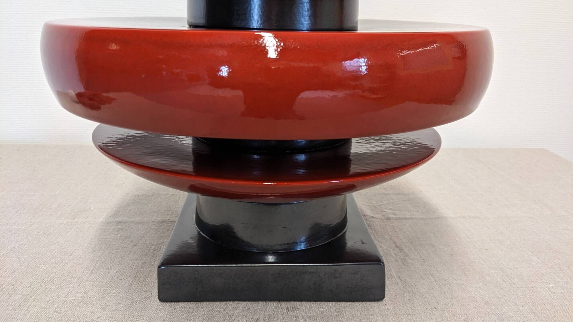 Earthenware lamp base by François Chatain, France circa 1980