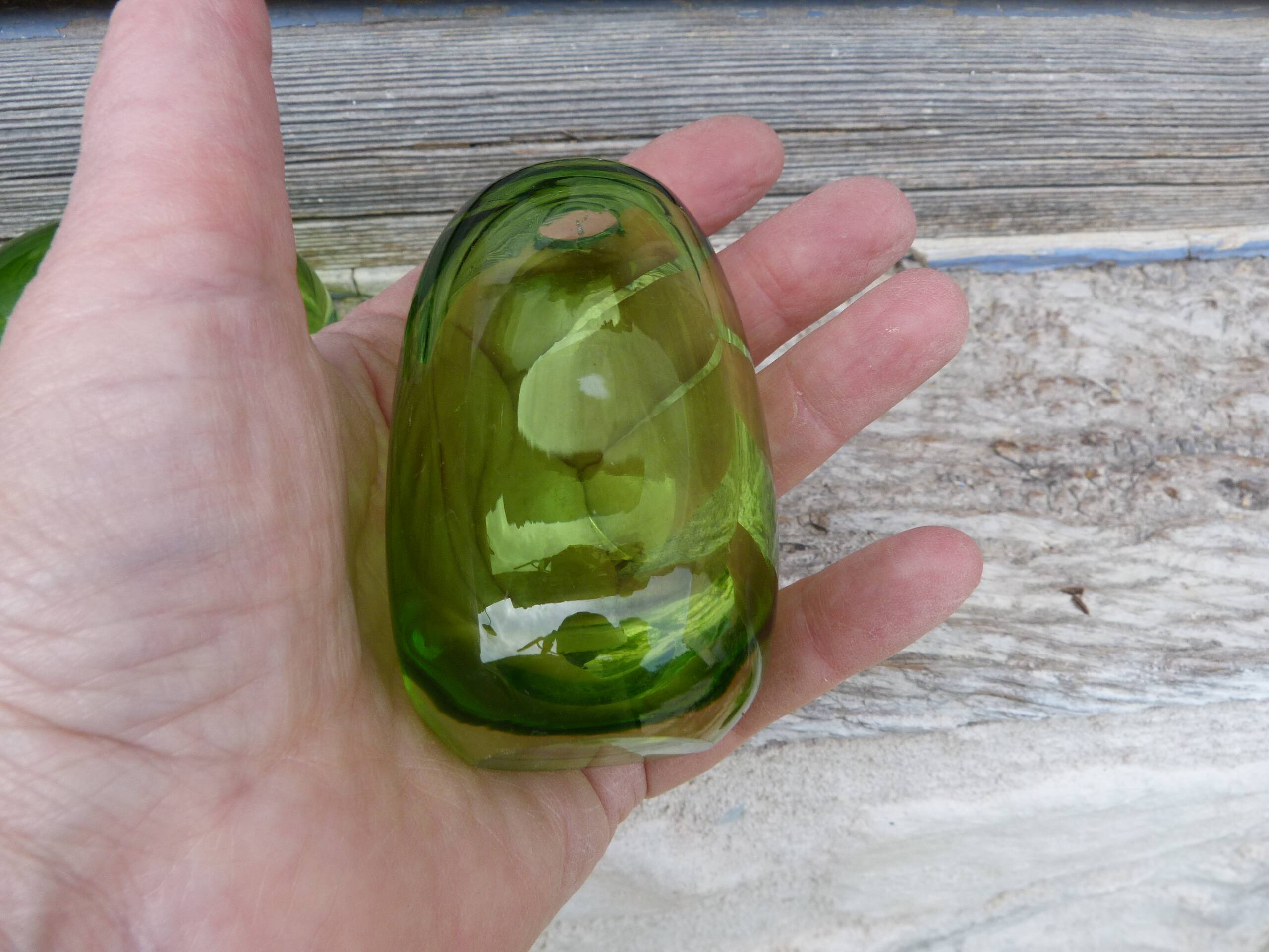Vintage 1970 set of 2 small green blown glass vases