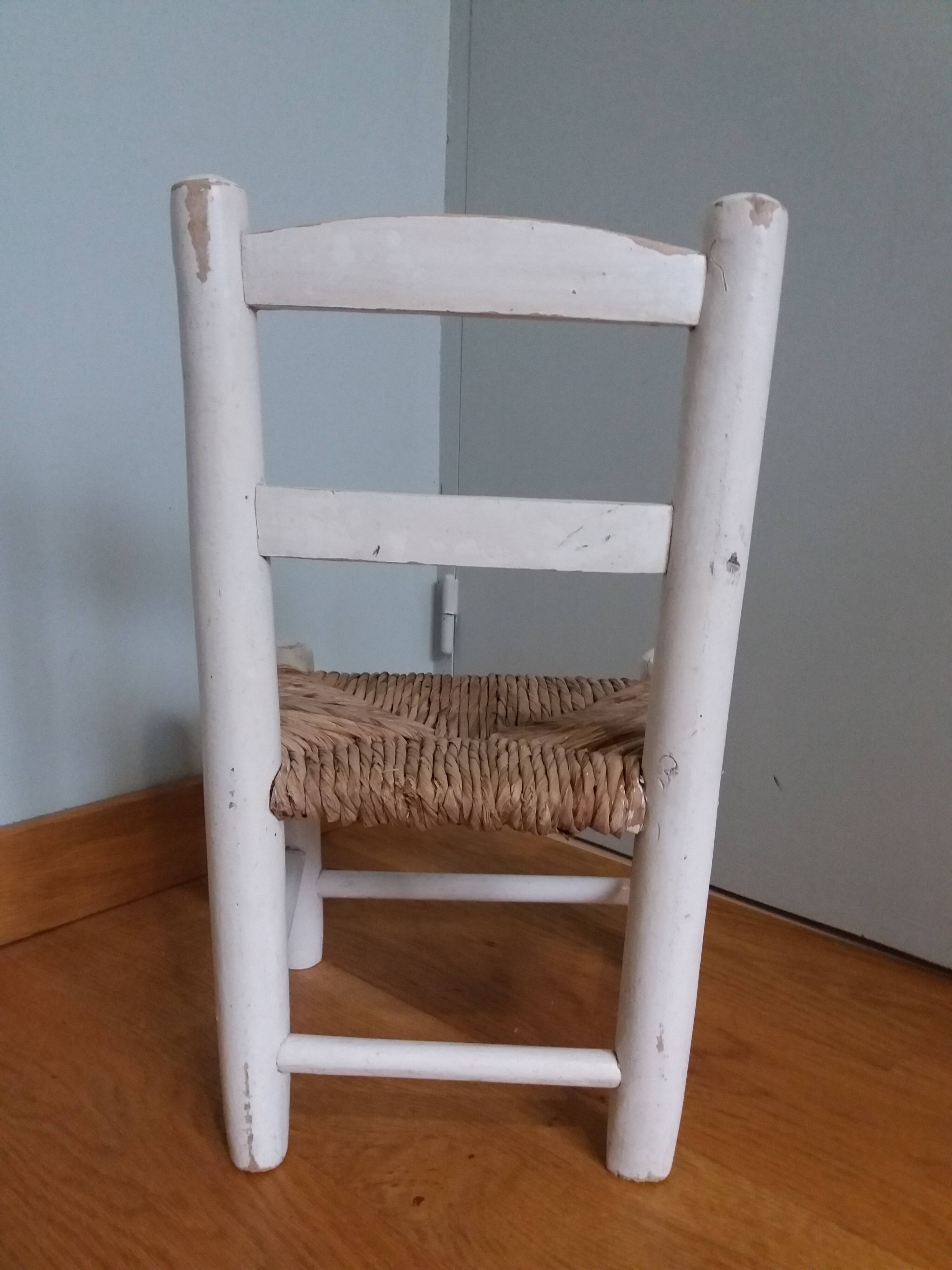 Chaise paillée enfant