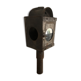 Ancient light carriage lantern