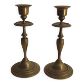 2 anciens bougeoirs en laiton ou bronze