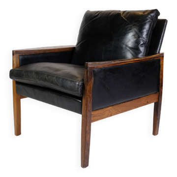 Armchair Made In Rosewood & Black Leather Cushions By Hans Olsen From 1960s