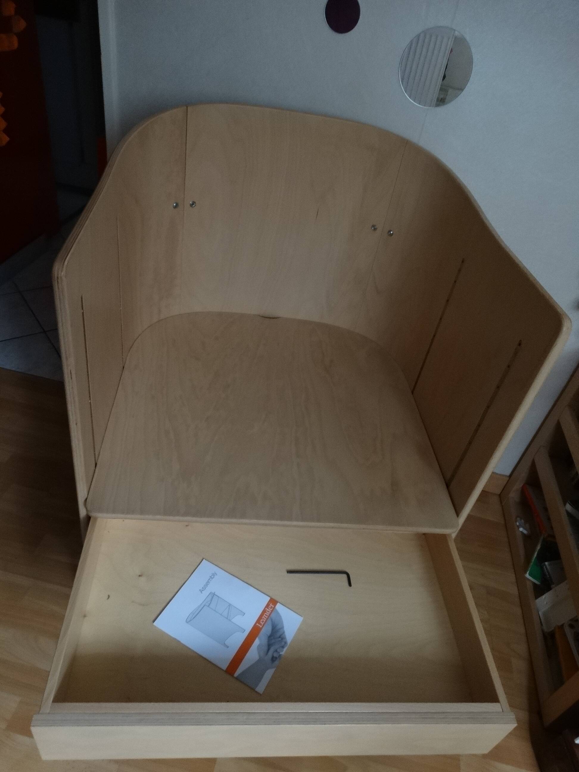 Scalable changing table that can be transformed into a desk