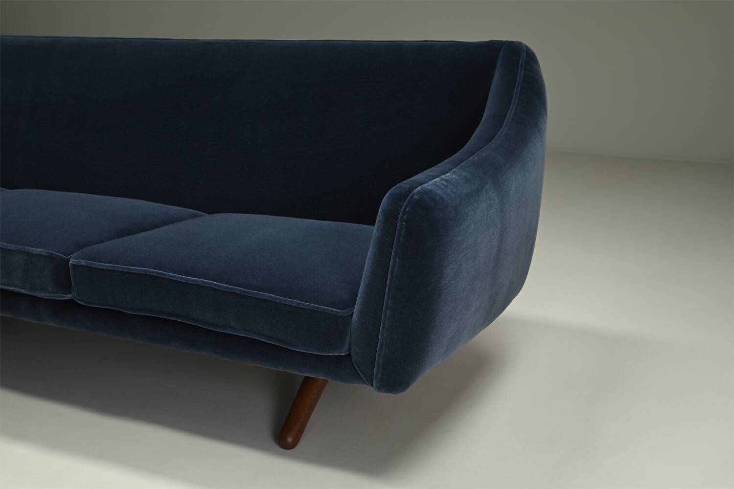 ML-90 sofa by Illum Wikkelsø for Mikael Laursen, 1950s Denmark.
