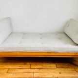 Vintage sofa day bed