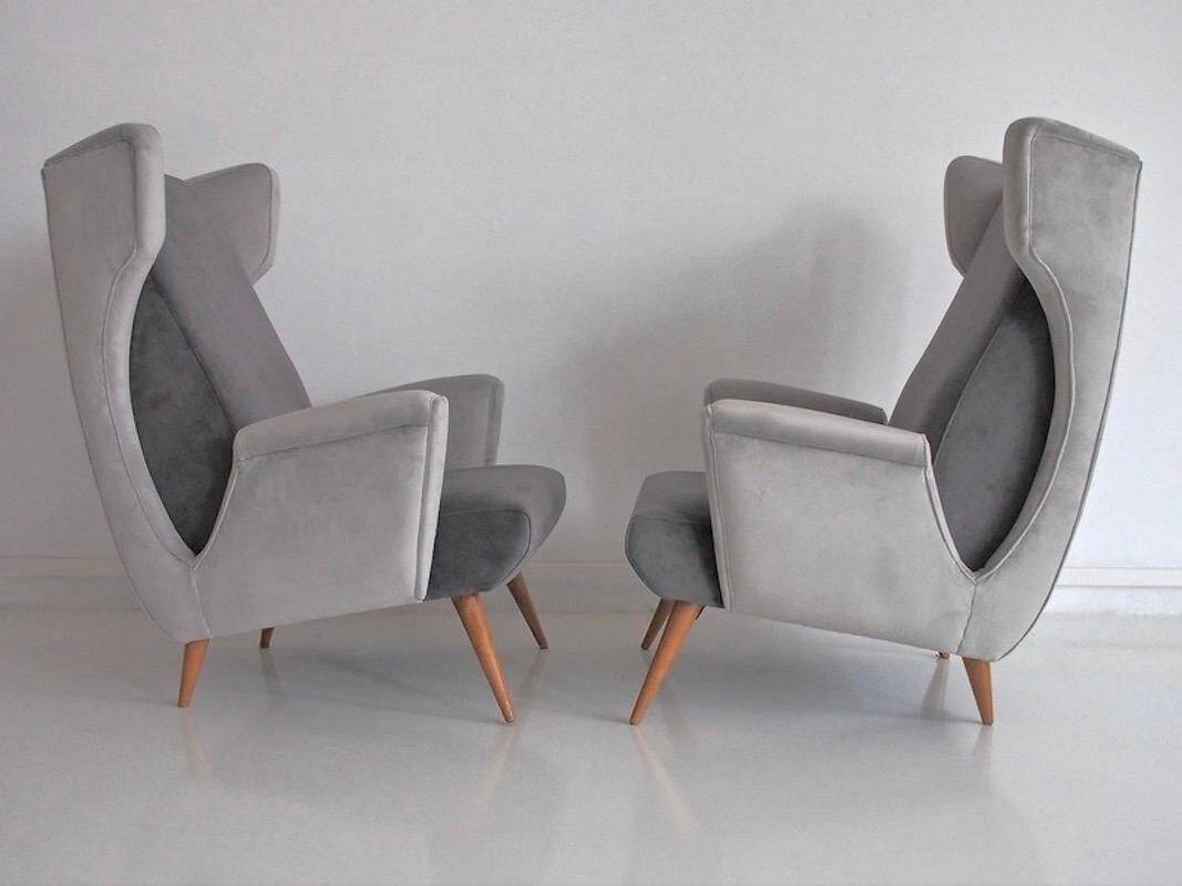 Pair of grey velvet armchairs in the style of Gio Ponti.