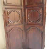 2 Doors closet/19th wardrobe