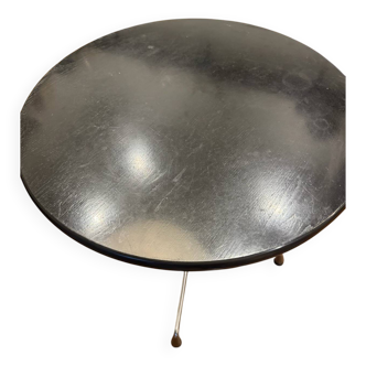 Eames round bistro table