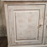 Buffet with 2 glass doors