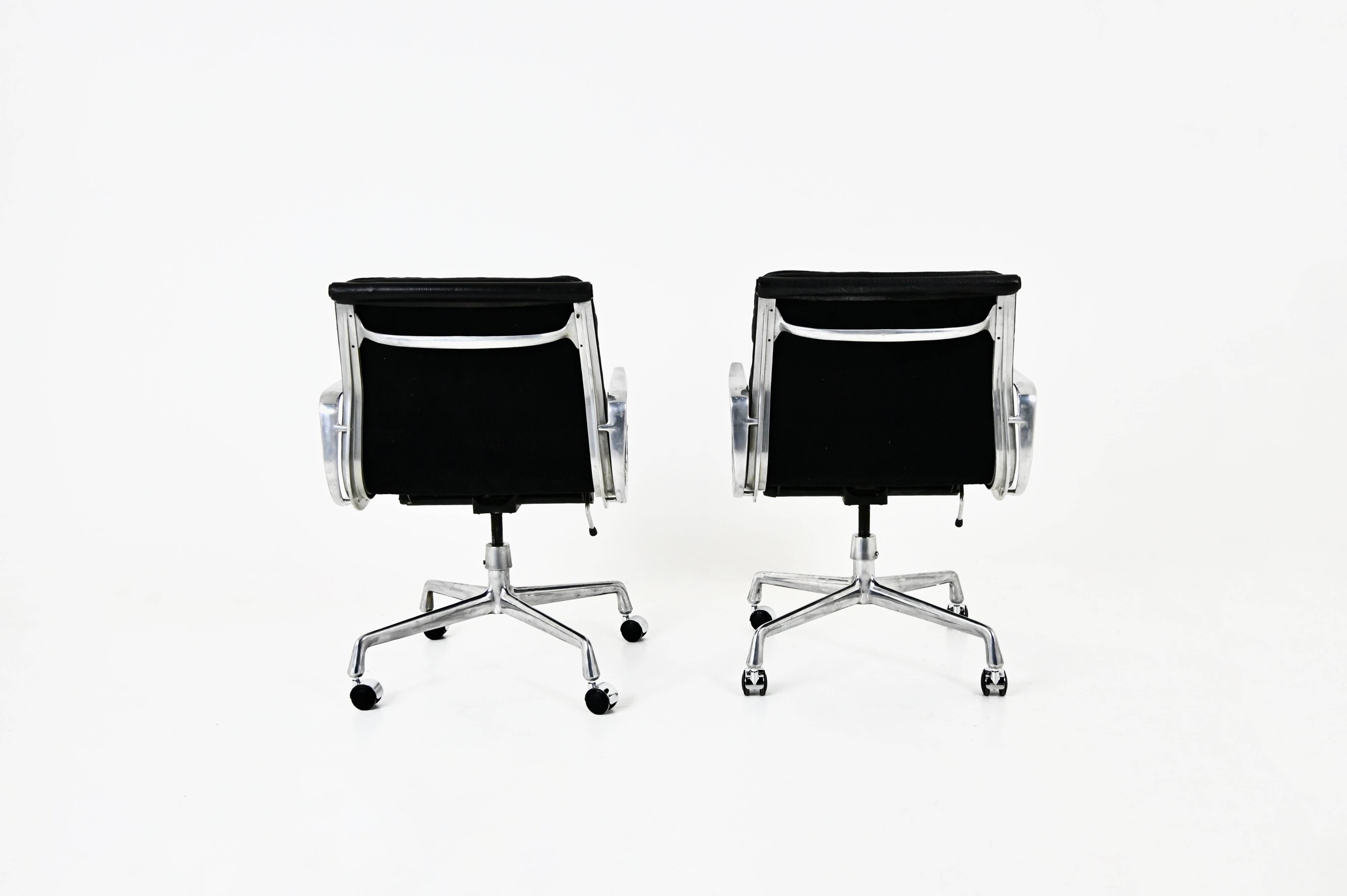 Chairs by Charles and Ray Eames for Ring Mobelfabrikk Norway, 1970s