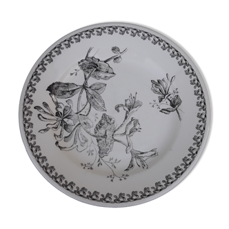Earthenware plate of Gien model black flower diam 22 cm