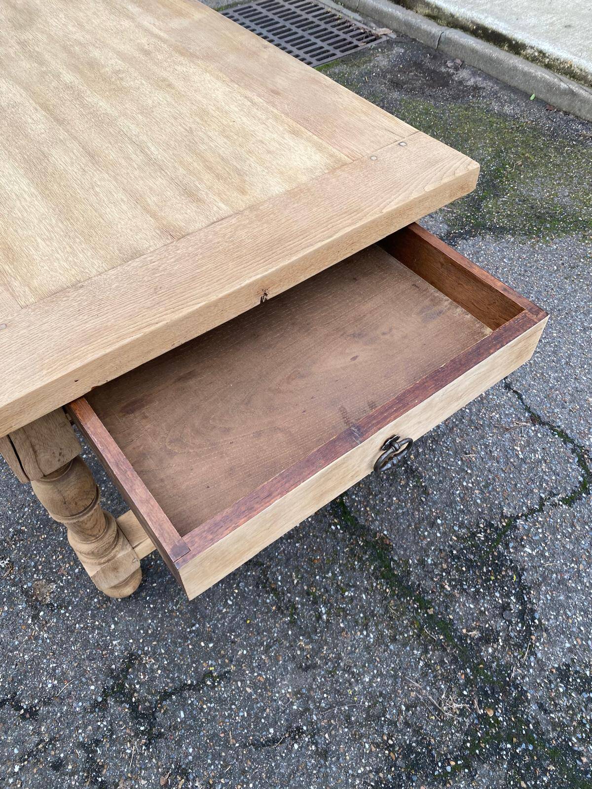Renovated extendable farmhouse dining table in solid oak, 19th century, 200-300cm.