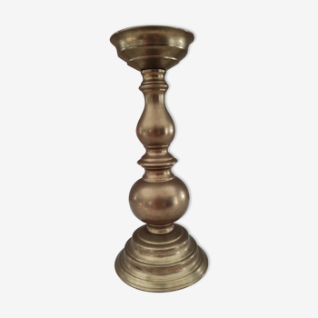 Solid brass candle holder for thick candle