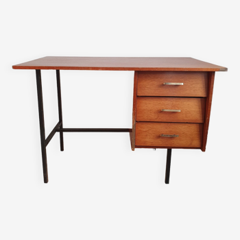 Bureau moderniste des années 50