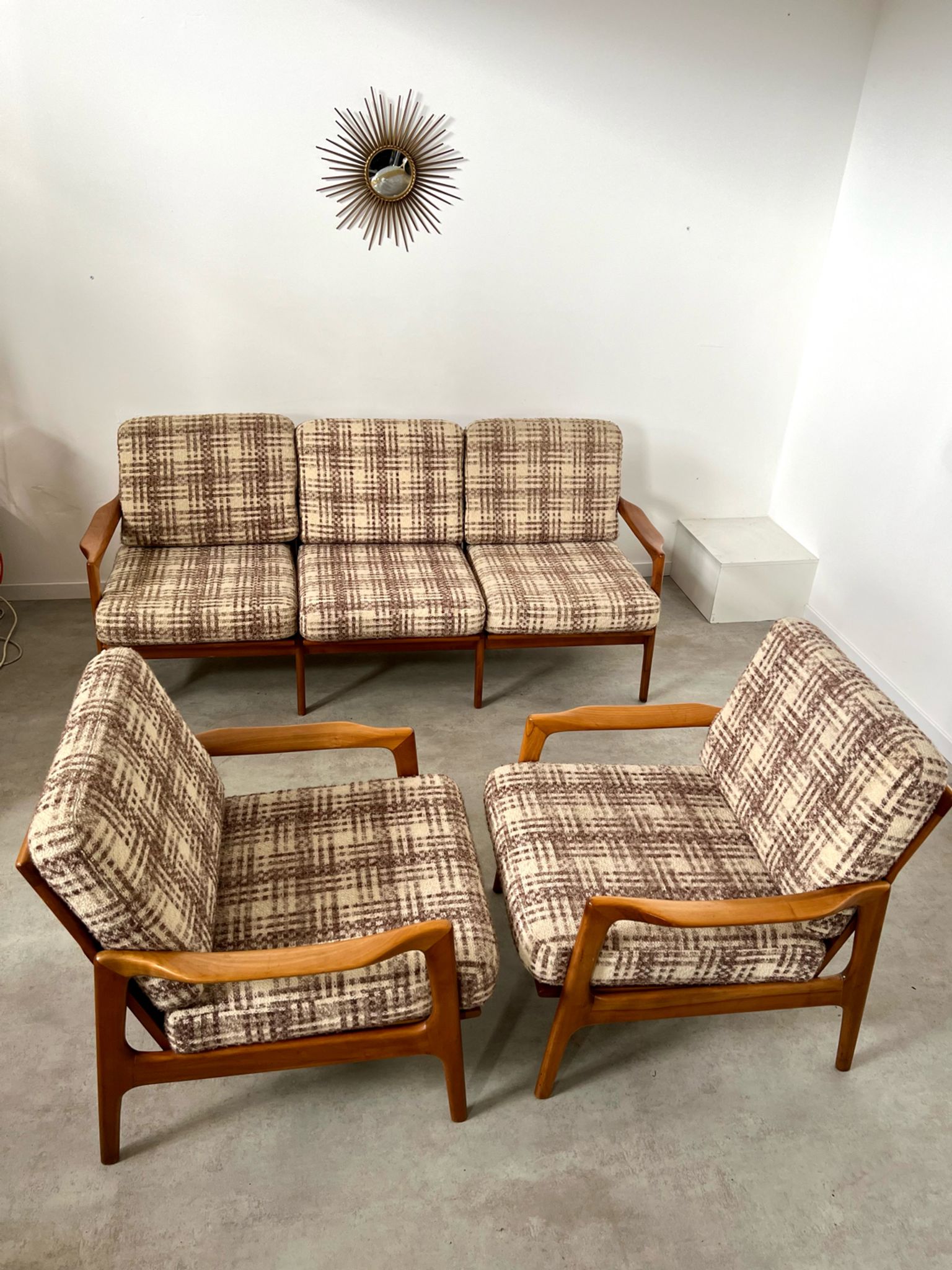 Lot armchairs and sofa 60 years Scandinavian design in vintage blond teak