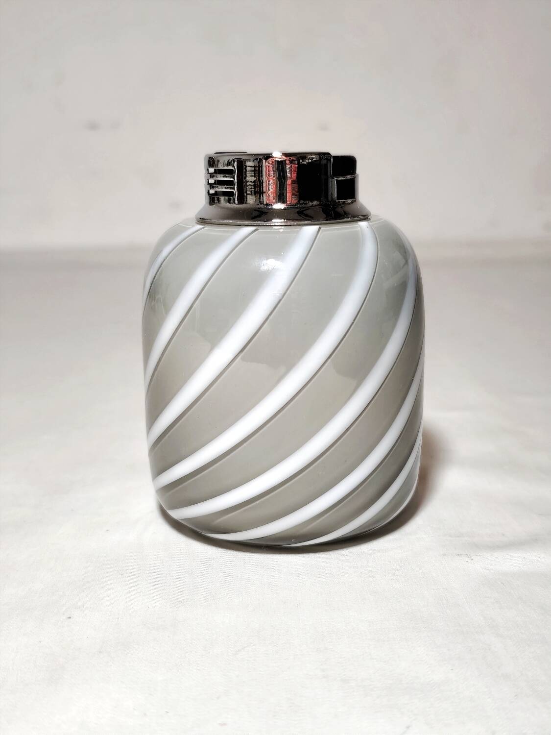 Encendedor de mesa "Tommaso Barbi" de cristal. Italia, 1970s.