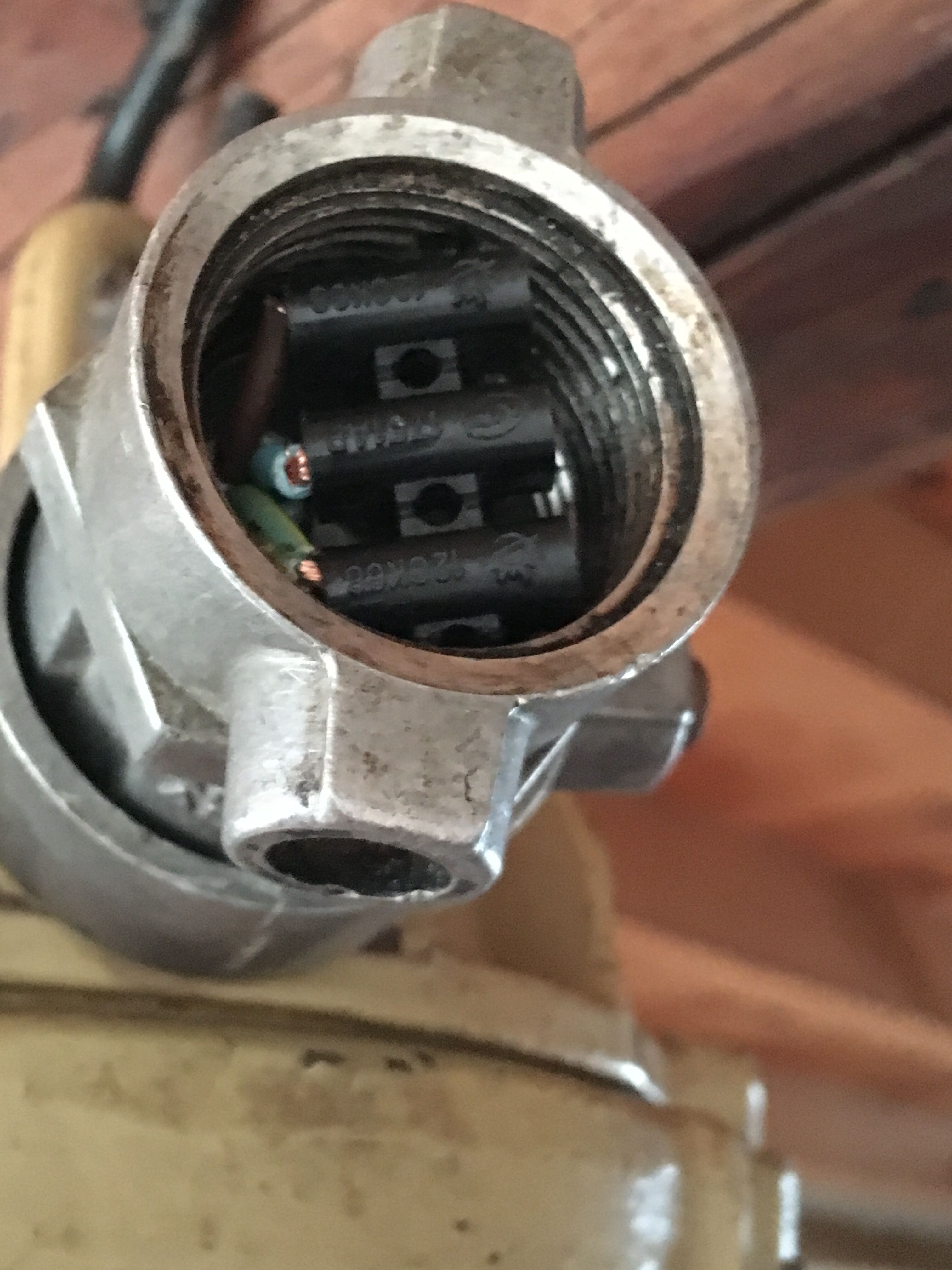 Suspension industrial explosion mapelec