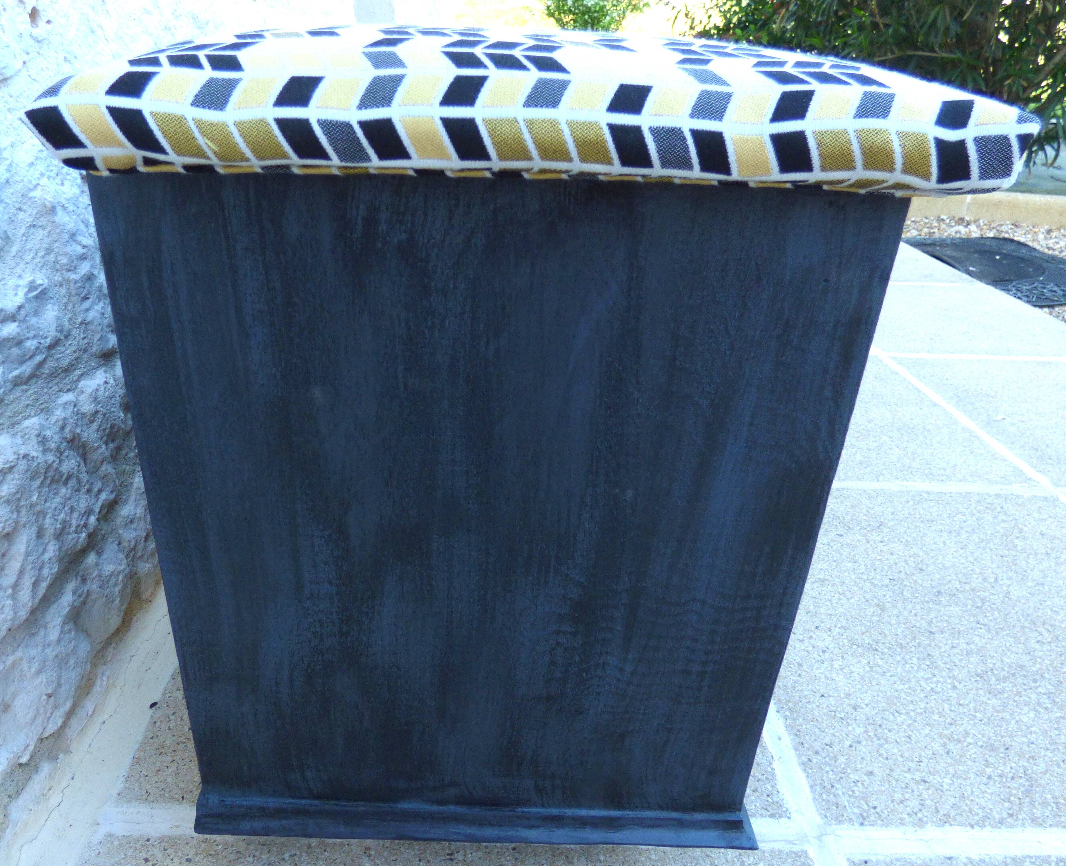 Wooden storage chest or bed end with padded top - Totally real