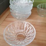 Chiseled glass ramekin set