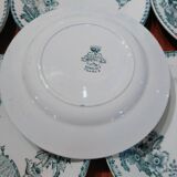 Iron Earth Service Tits