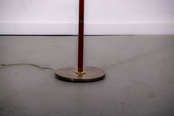 Lampadaire en teck danois et laiton vers 1960