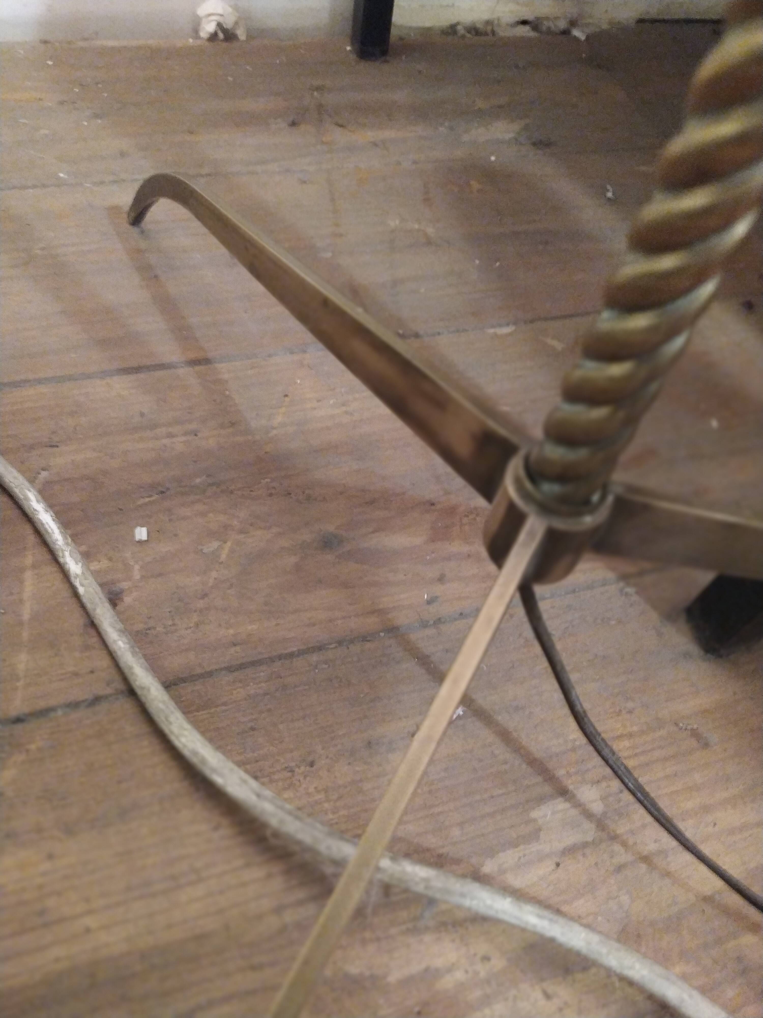 Vintage tripod floor lamp in golden brass twisted barrel