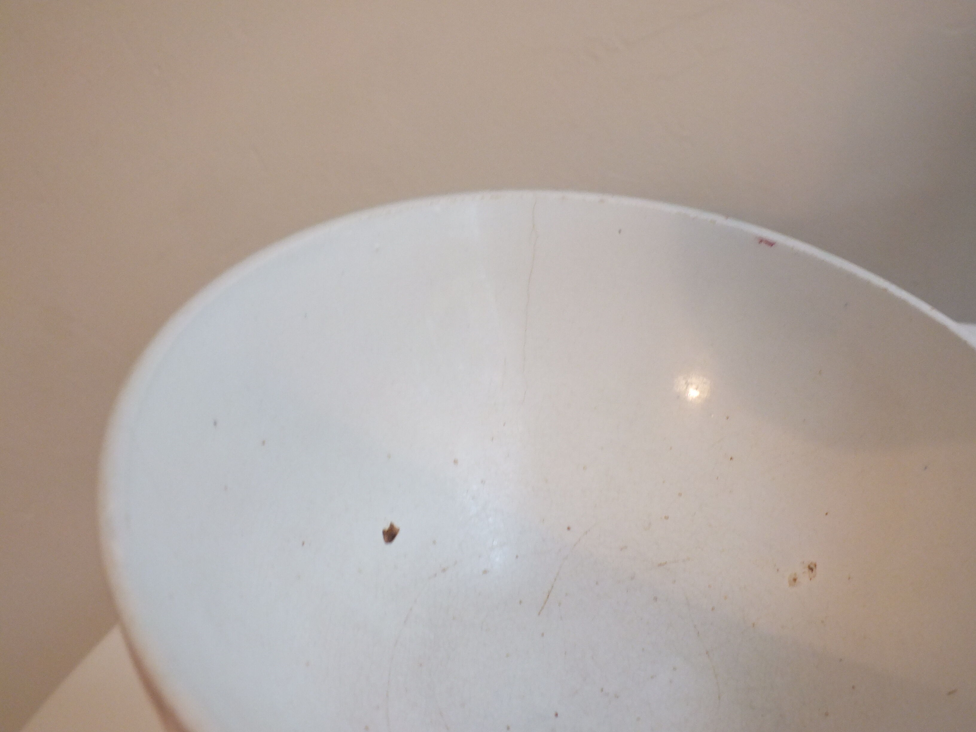 Vintage faceted bowl decorated with roses