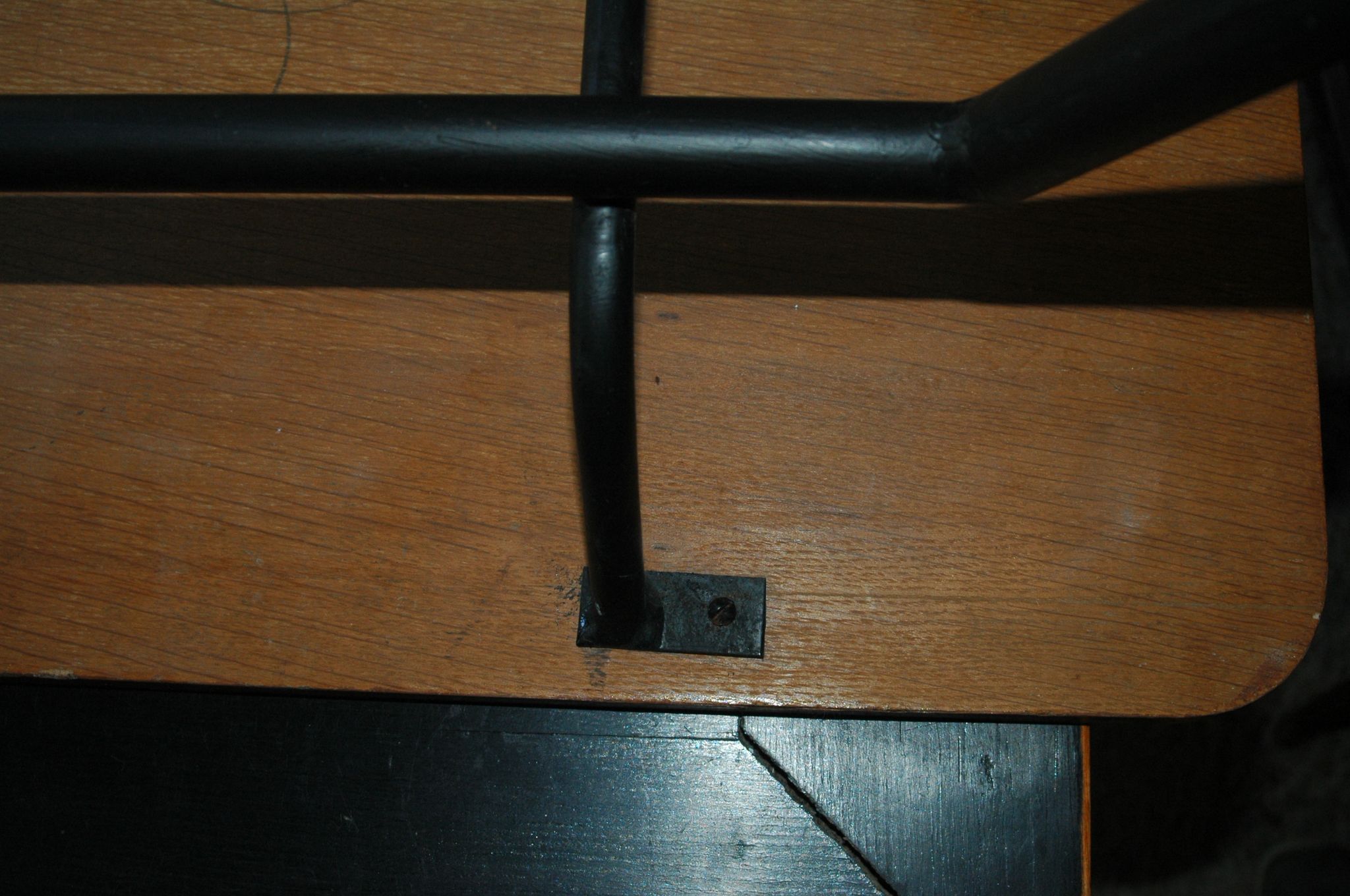 table basse sauterelle années 50