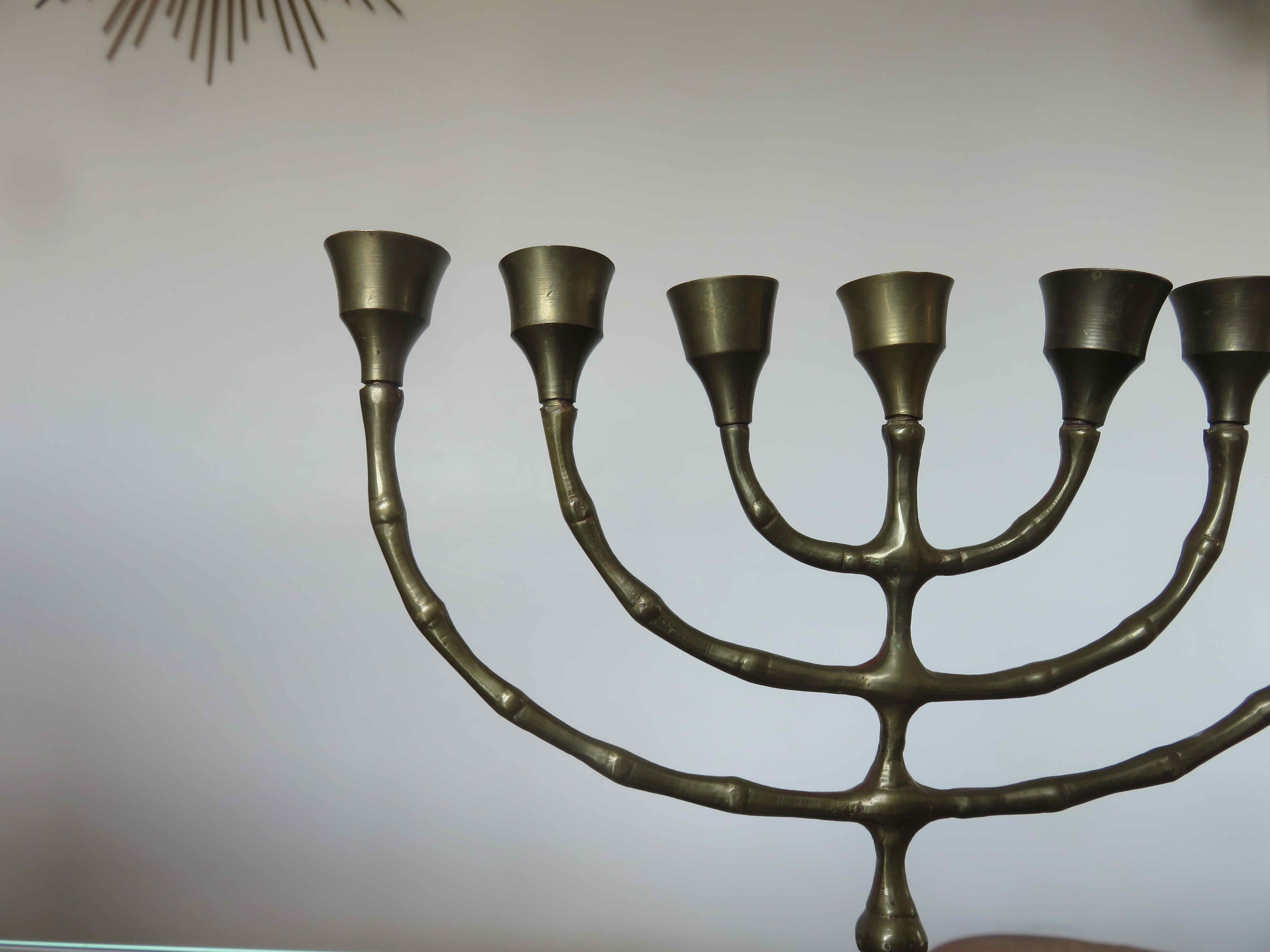 Menorah hanukkah candle holder in brass 7 candles