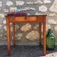 Table en bois vintage