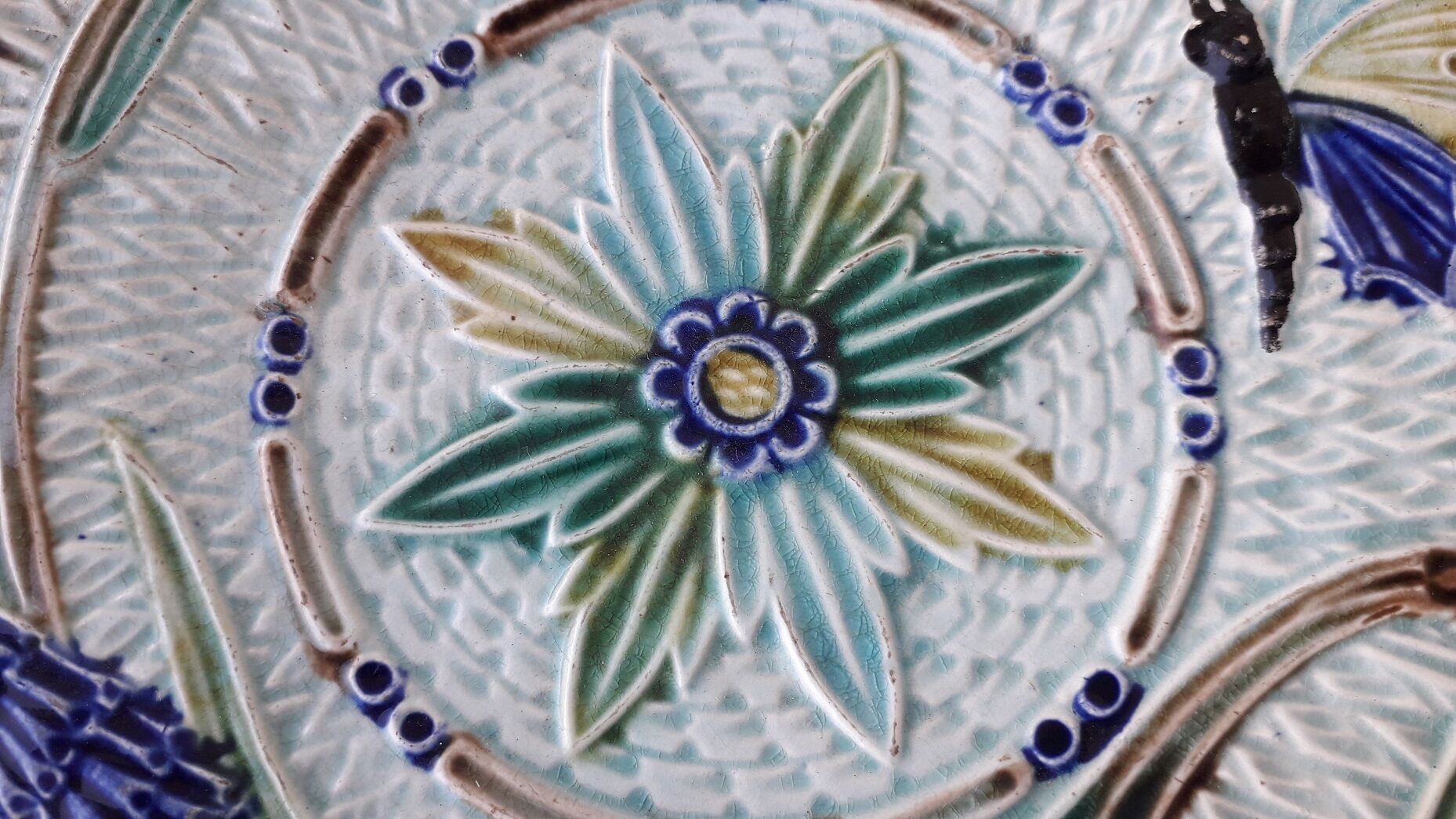 Assiette barbotine