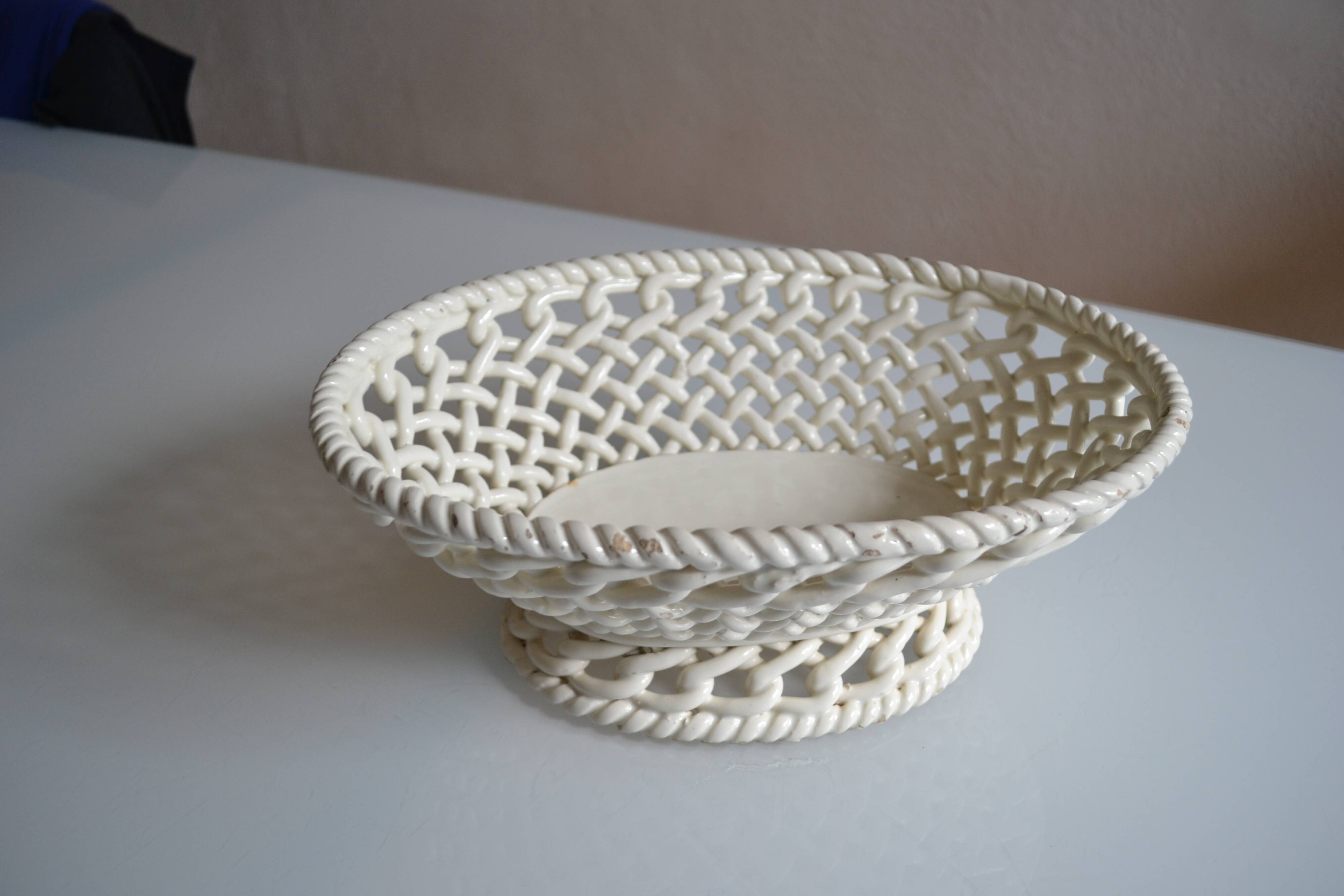 Woven ceramic oval fruit bowl or dish