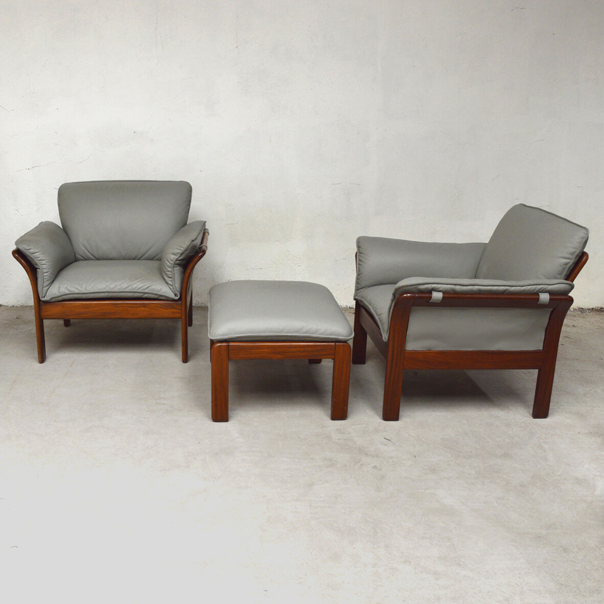 Scandinavian rosewood and leather lounge, 1970