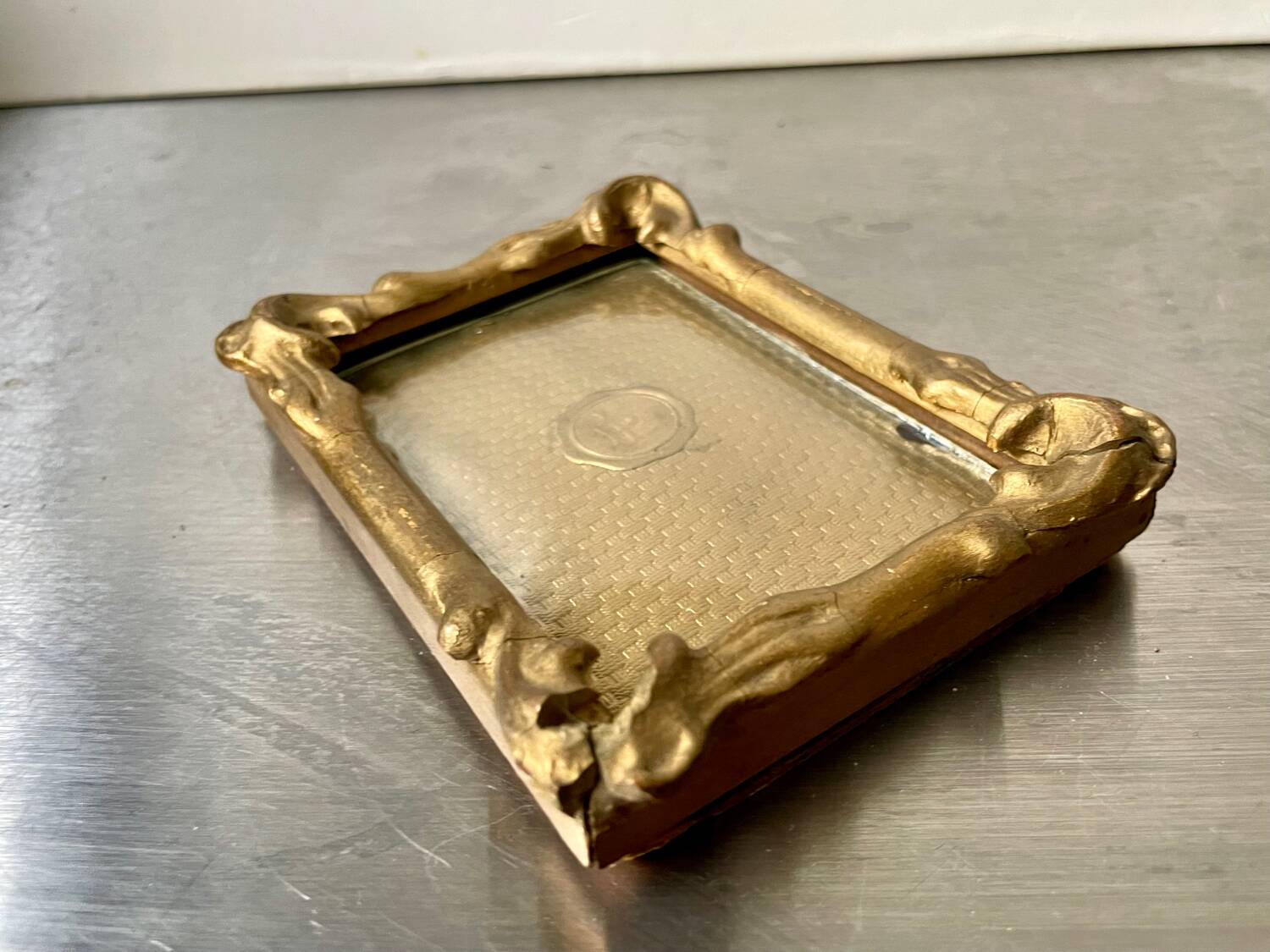 Antique art nouveau gilded wooden frame  11.5 cm x 8.5 cm convex glass