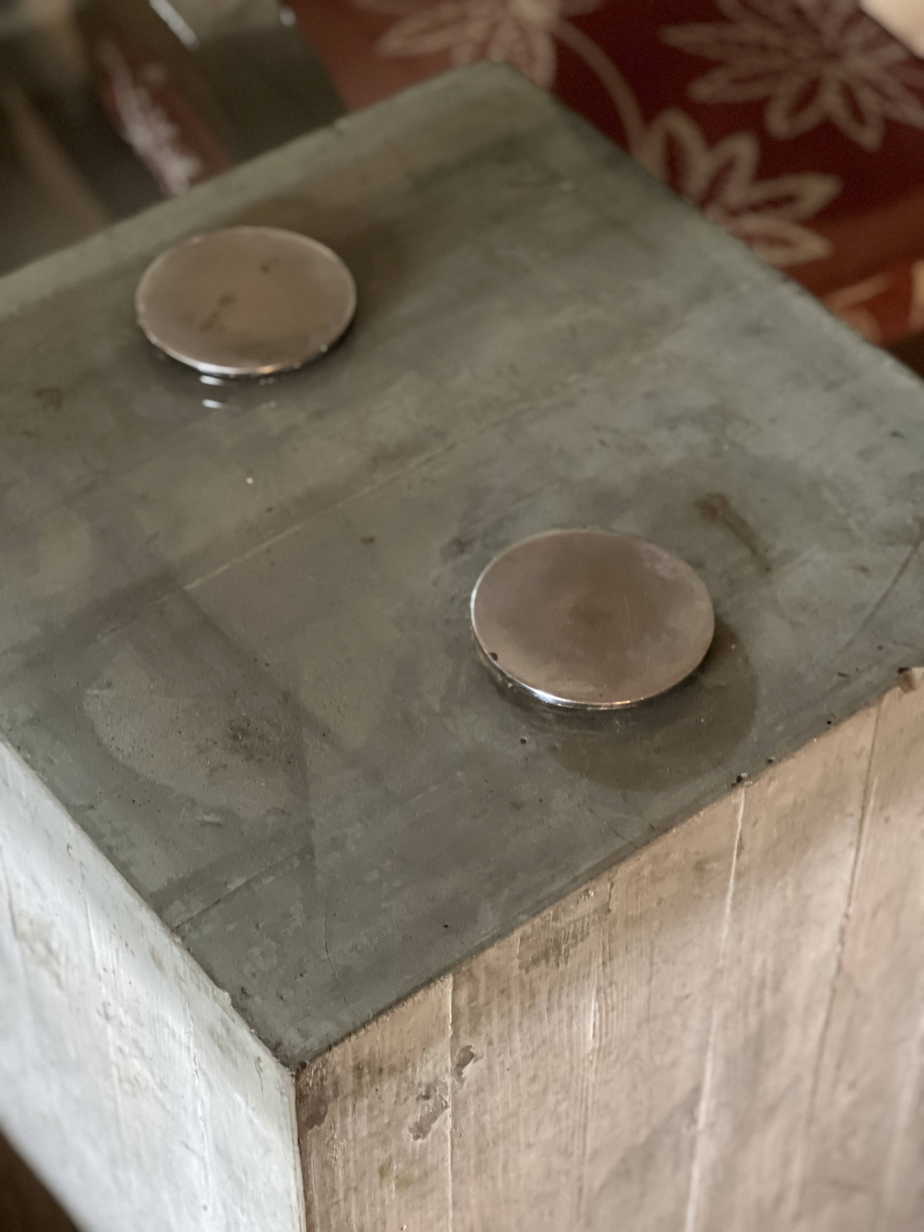 Round table by Sergio & Giorgio Saporiti