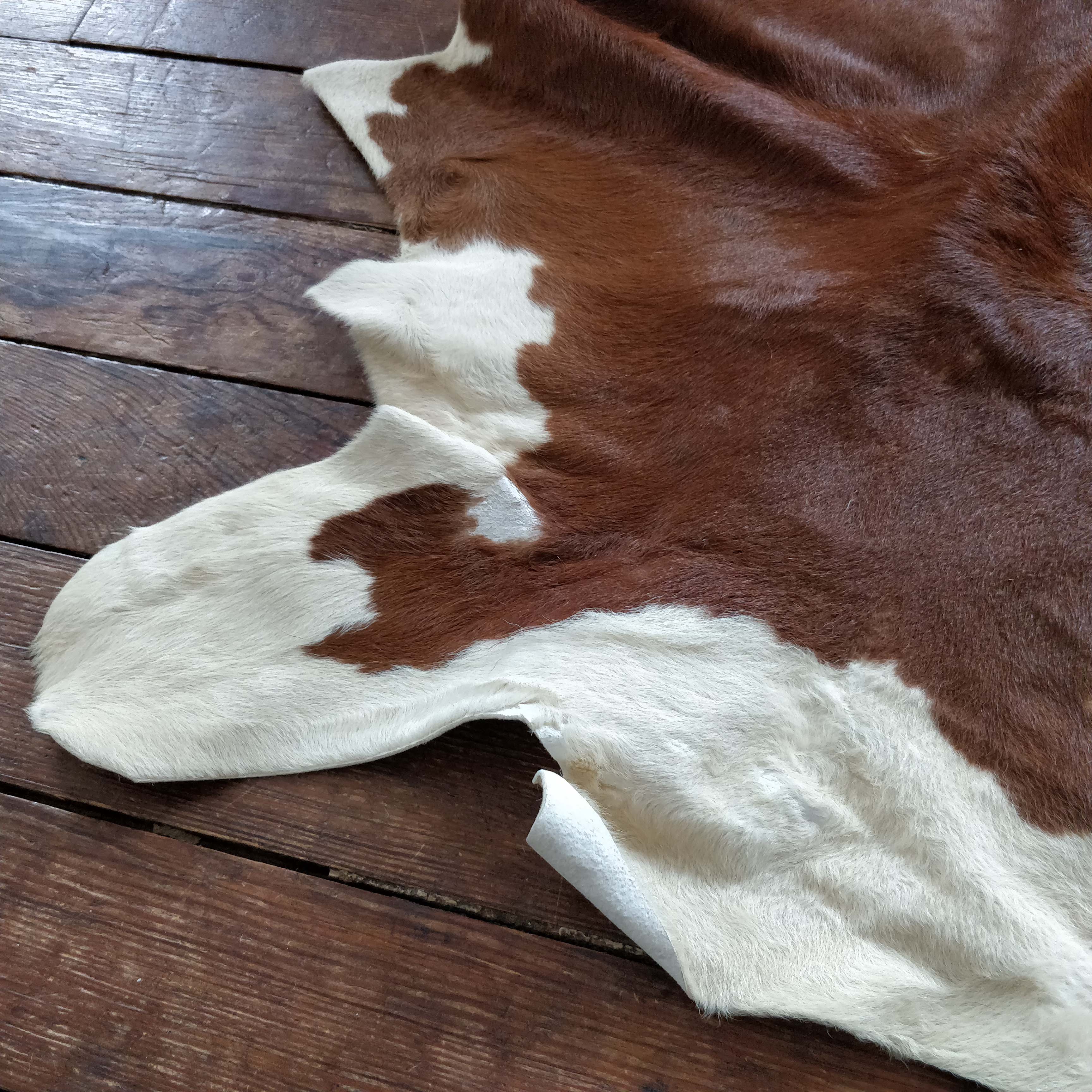 Cowhide skin 90x90cm