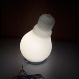 Lampe à poser en forme d'ampoule